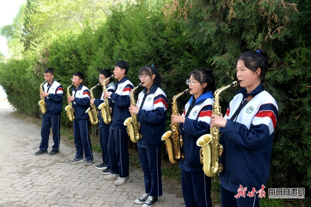 陇西首阳中学多彩课后服务点亮校园