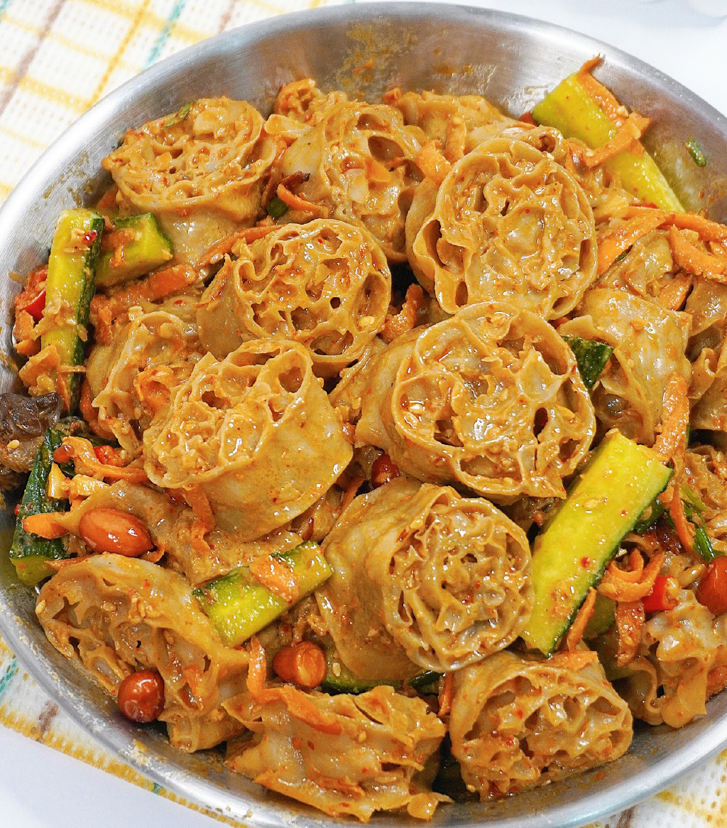 3步就能搞定凉拌吸汁面藕,香辣爽滑,吃一口满嘴爆汁