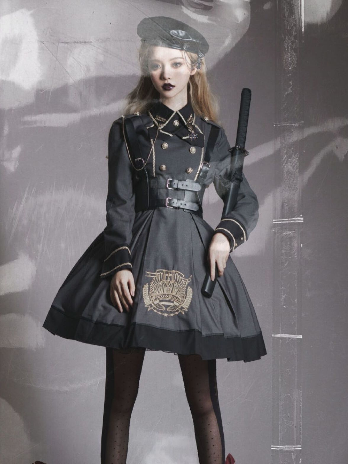 让lo娘一见倾心的"军lo"洛丽塔,优雅与帅气并存,难怪能火出圈