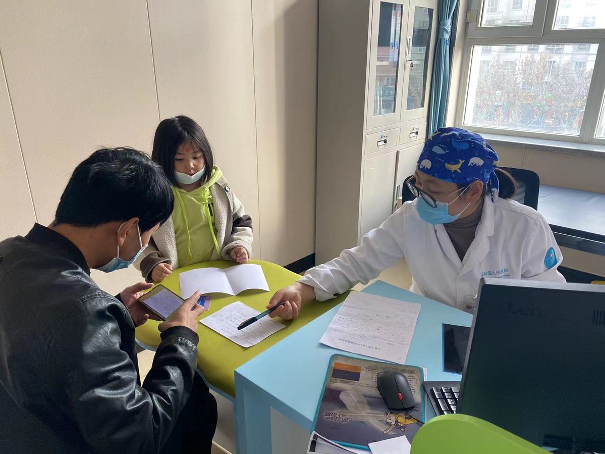 浙江金华援建的温宿县人民医院智慧妇幼管理中心提供全方位保健服务