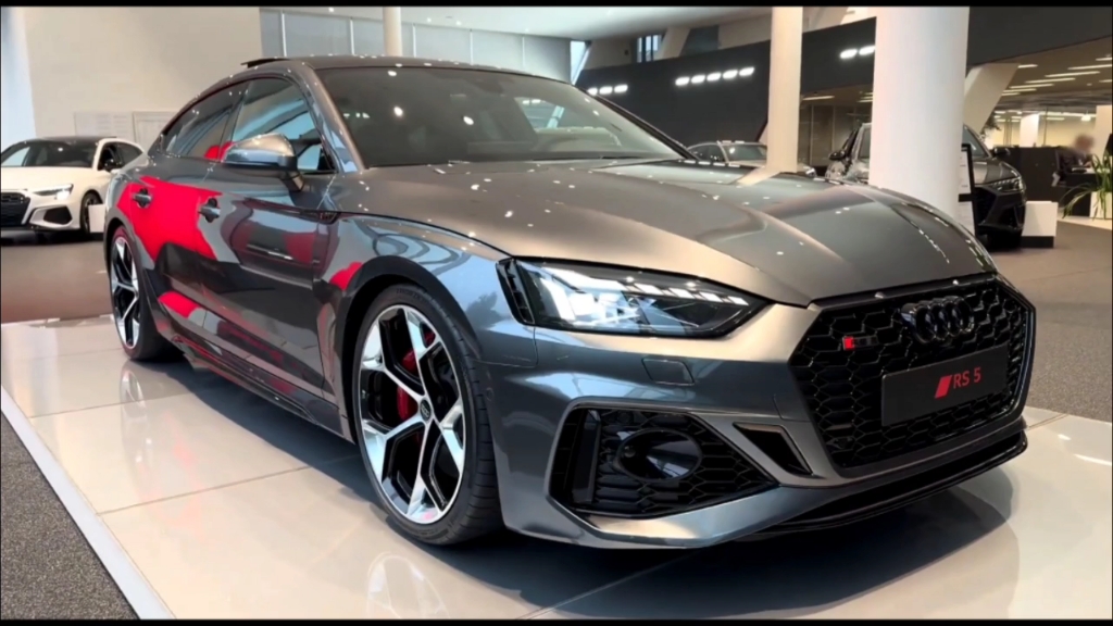 奥迪r5叫什么车,求解