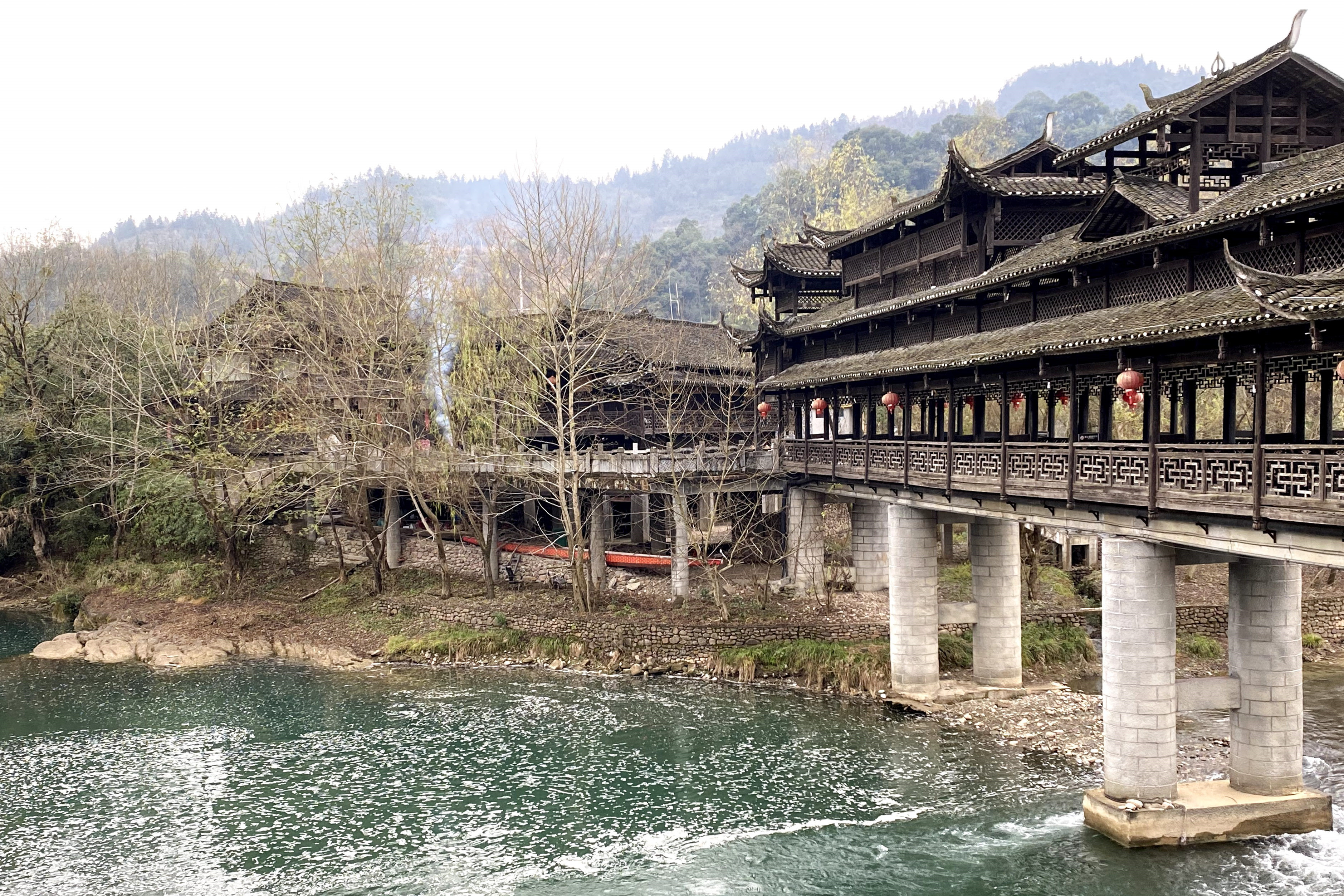 捞车村:湘西"惹巴拉"