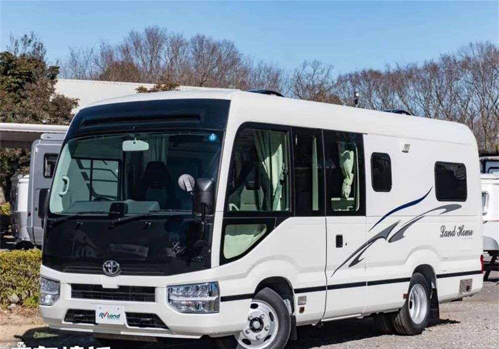 b型房车里的空间之王!丰田考斯特房车,居家旅行真的太合适了