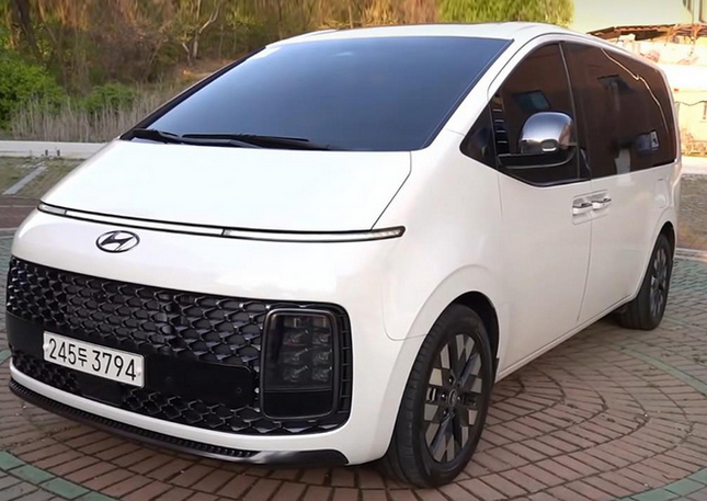 现代又有新动作!全新"保姆车"staria实车亮相,会有销量吗?