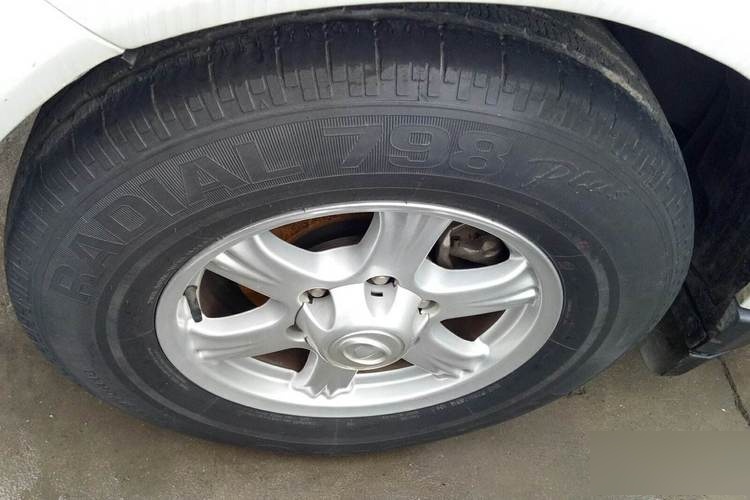 哈弗h5是用什么轮胎