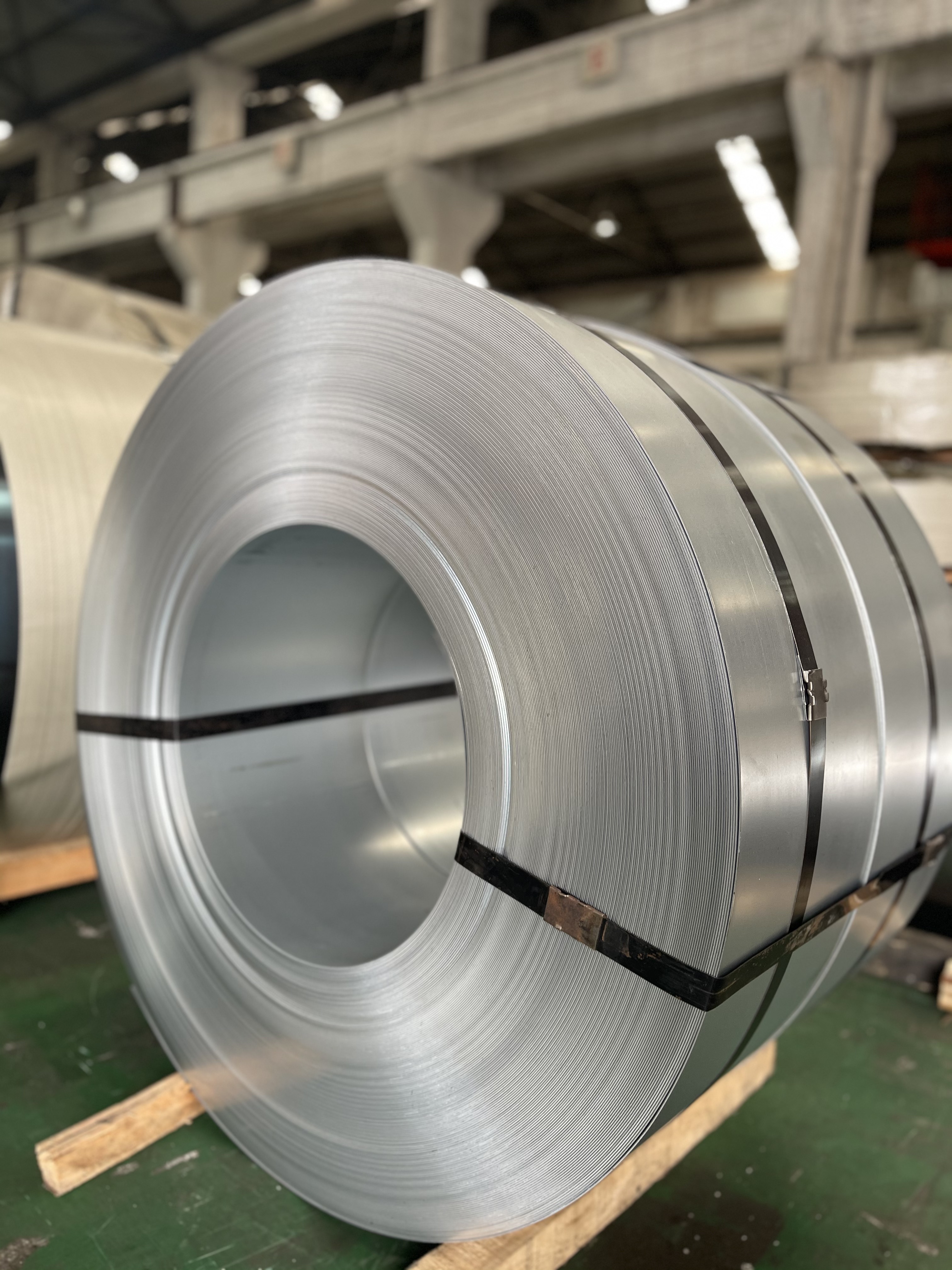 vda-239-hr300mc-uc-u吉利标准热轧钢卷现货供应