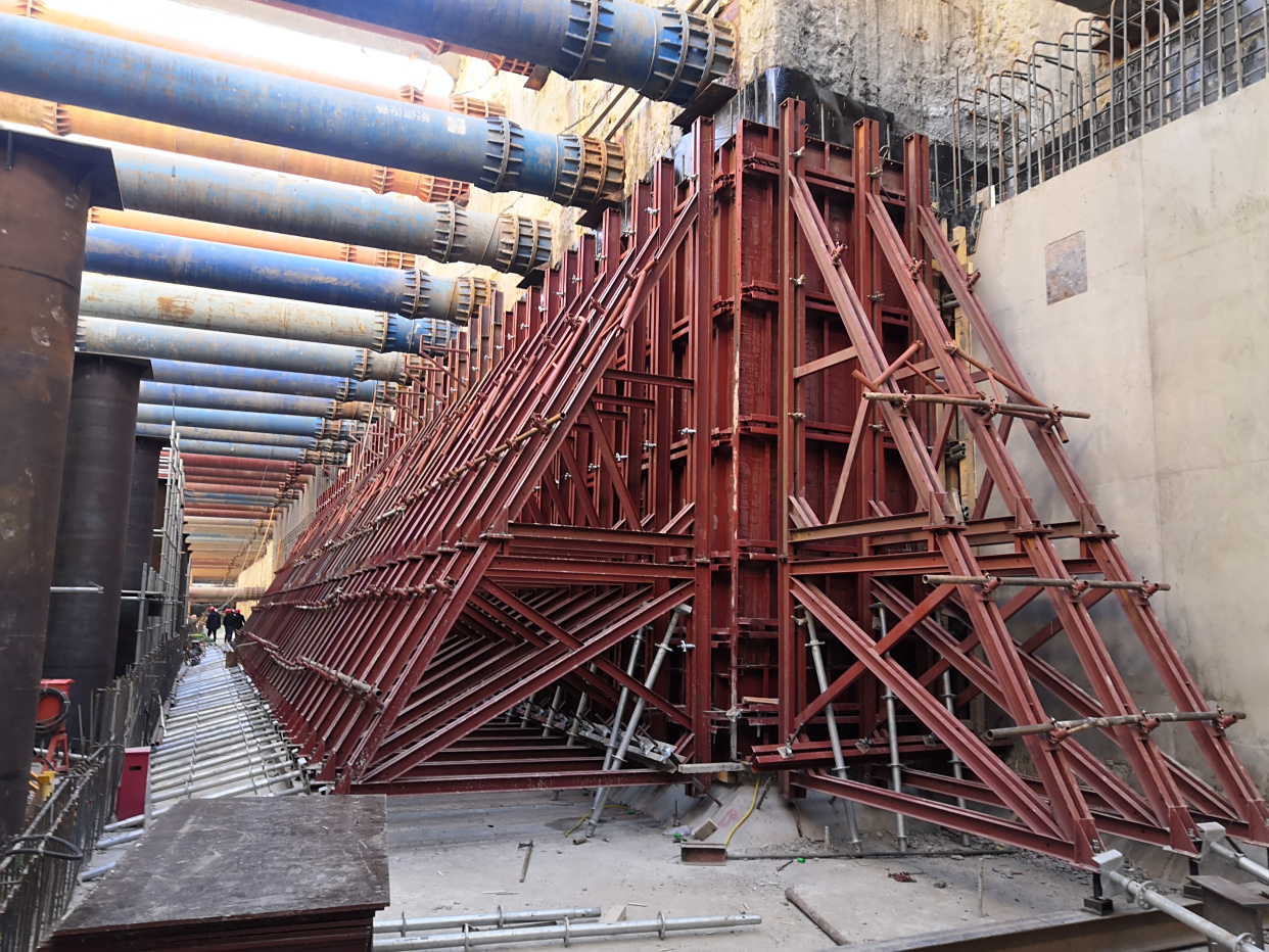 单侧模板-天津地铁6号线工程(梅林路站~咸水沽西站)