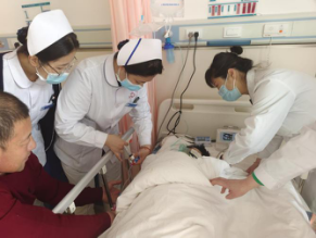 践行初心使命的不眠之夜——靖宇县人民医院脱贫人口大病救治纪实