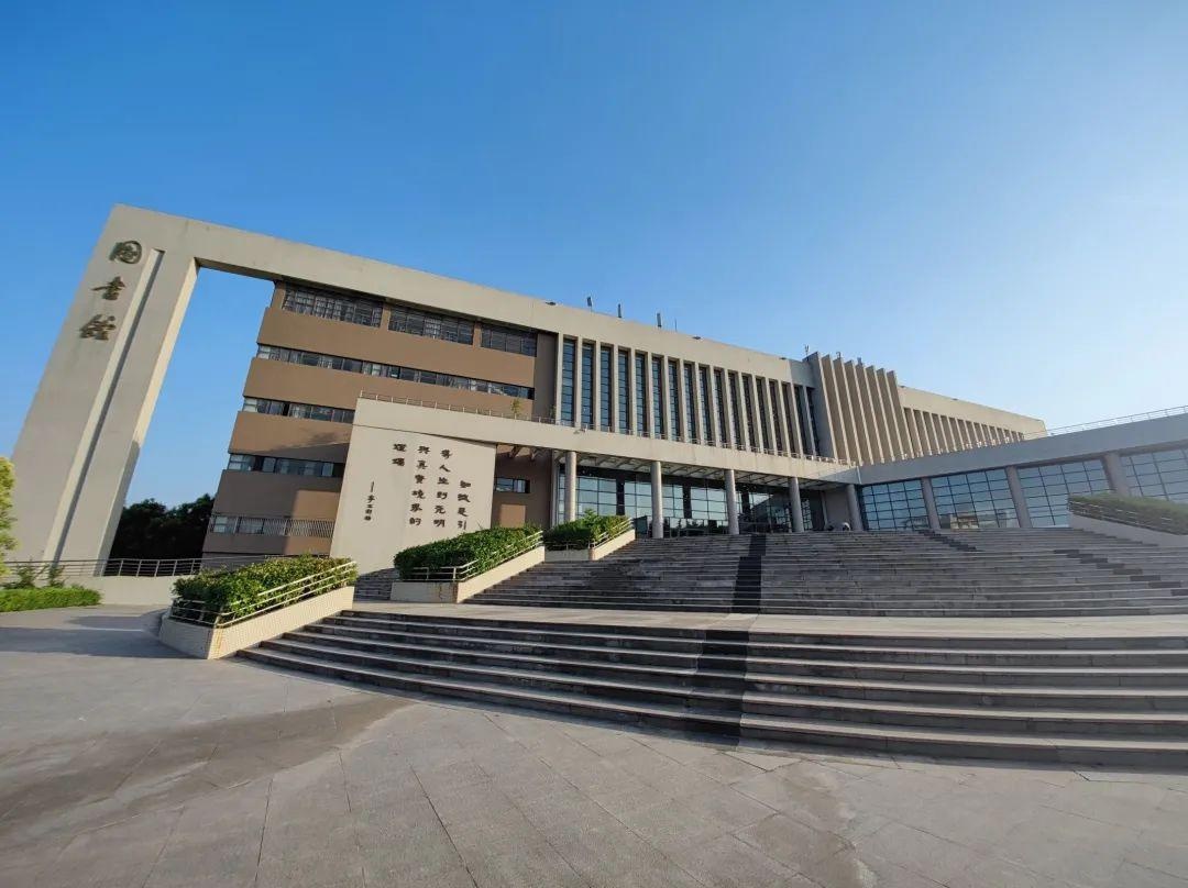 学期交卷!秀秀我们爱的西财大