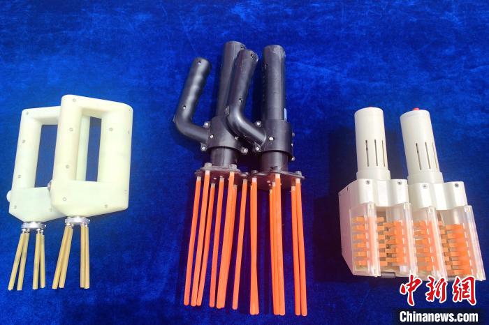 宁夏成功研发智能化枸杞采摘设备 采摘率翻3