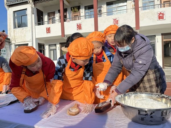 西递小学图片