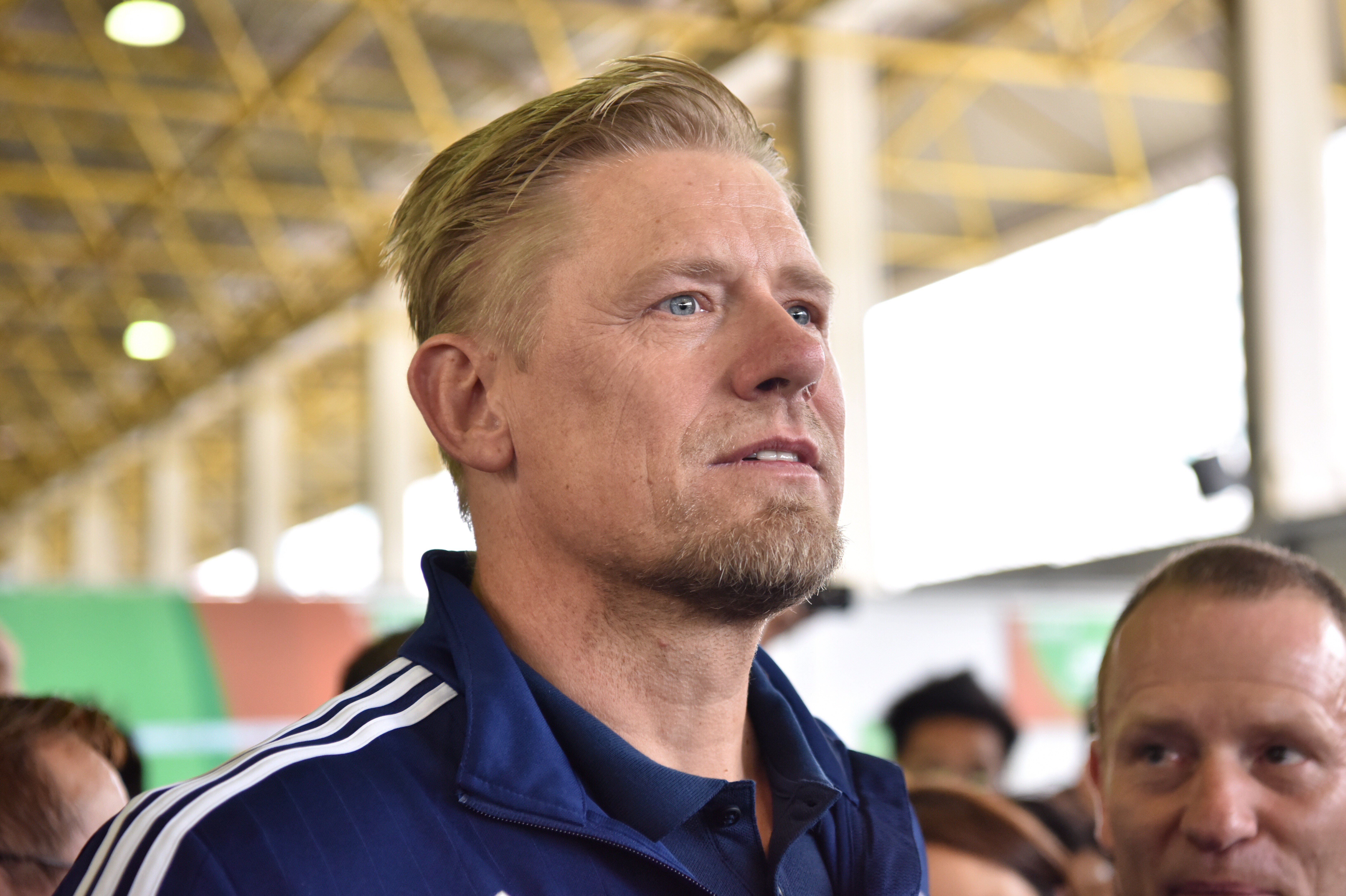 "门神"舒梅切尔19年后重回葡萄牙体育