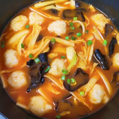 没有什么是 元宵节美食大赏 茄汁鱼丸烩菜解决不了的