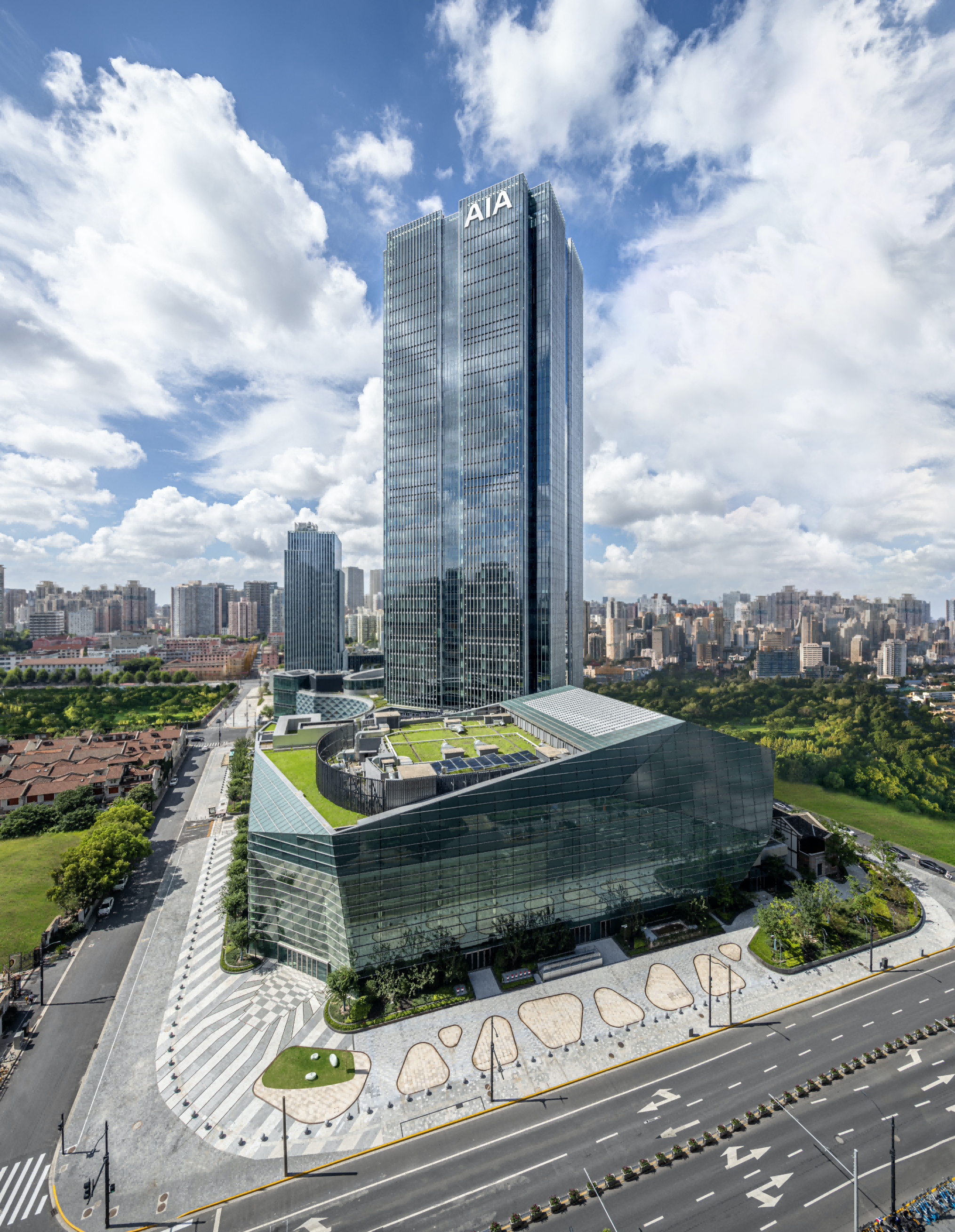 打造当代人文艺术标杆,友邦金融中心举办商业招商大会