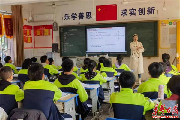 三尺讲台同竞技 教学比武促提升 安乡五中青年教师在第九届澧水流域