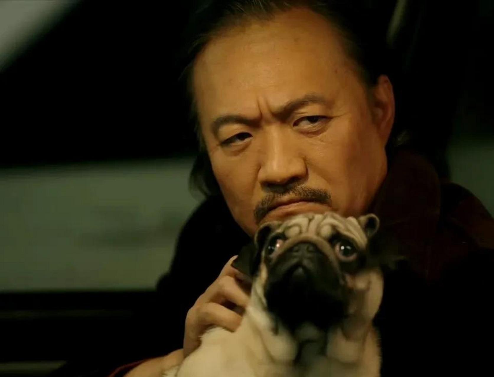 5月1号晚,在《漫长的季节》中出演马德胜一角的陈明昊,发文直呼:全