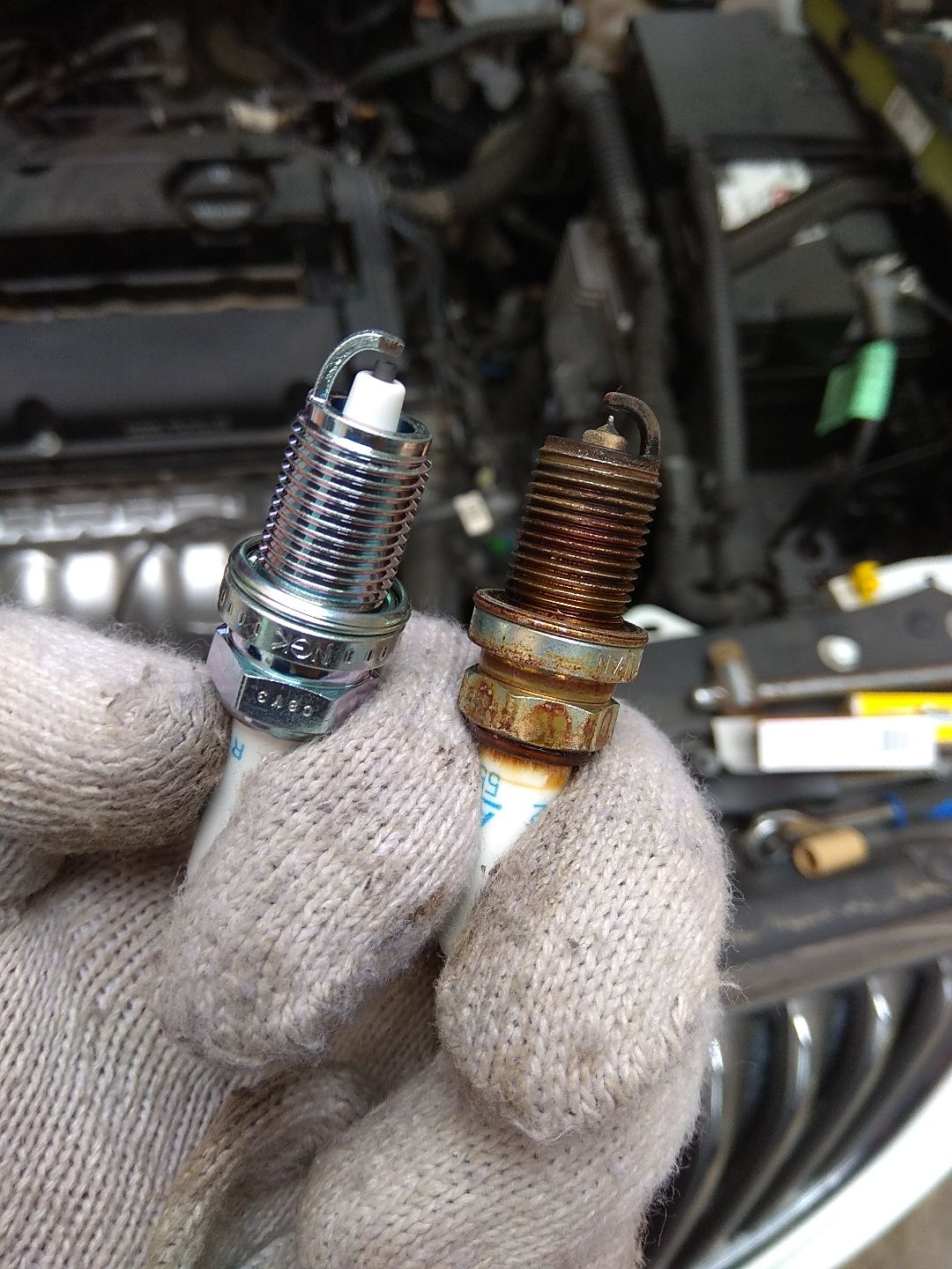 别克英朗火花塞多久换一次 英朗火花塞品牌型号及更换教程