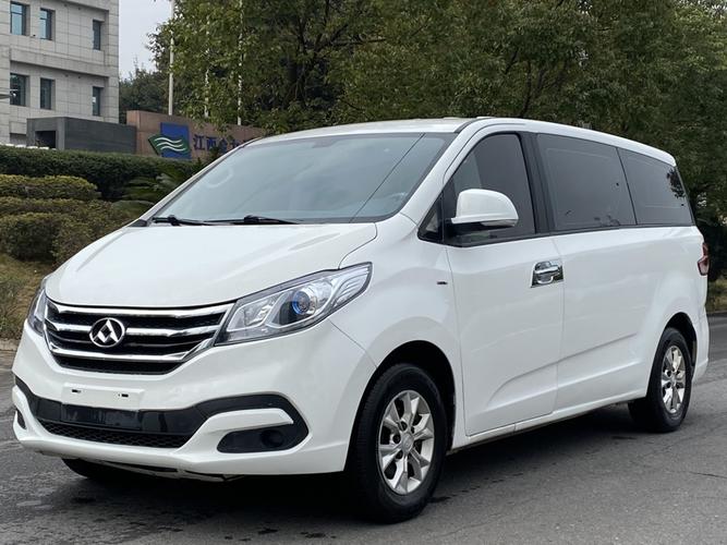 乌鲁木齐上汽大通maxus eg10