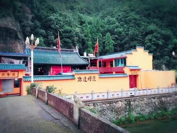 天台人讲故事┃九遮山:"范增庙"的传说