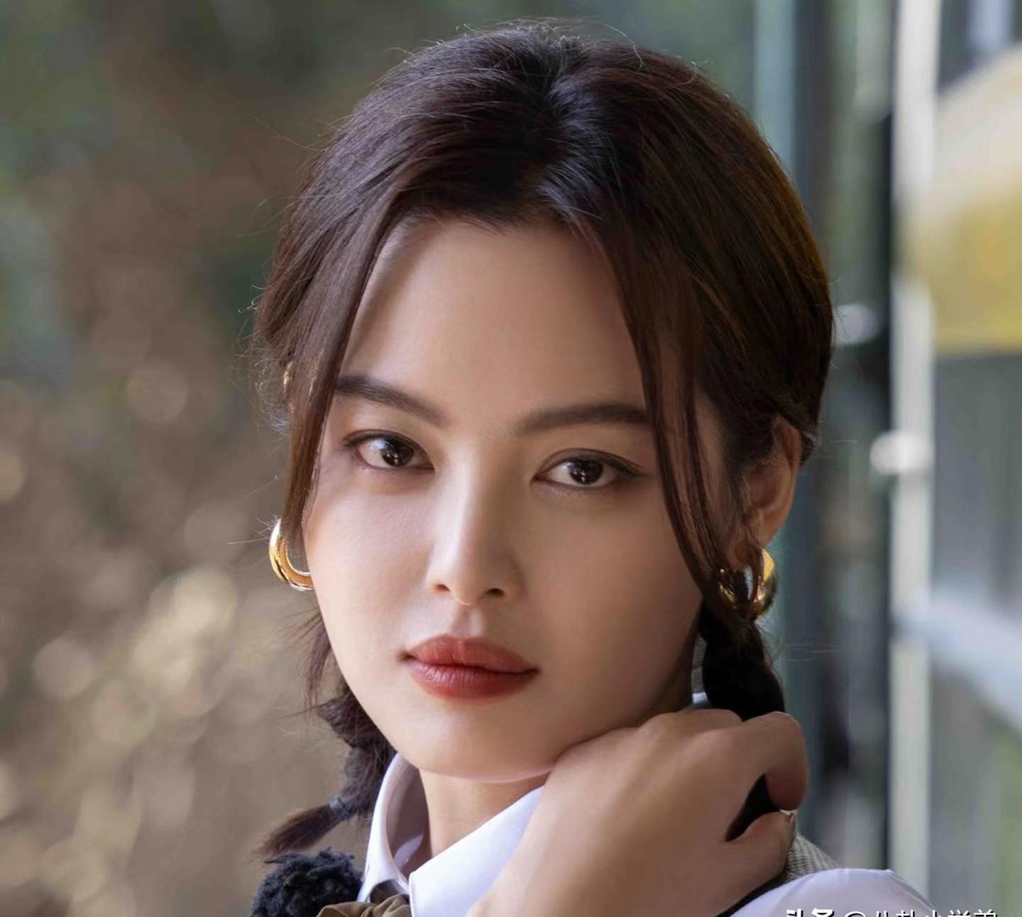 男看鼻子女看嘴?让这4位厚嘴唇女星告诉你,香肠嘴也能绝美!