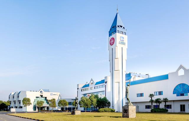 本报记者走进上海上药信谊药厂有限公司