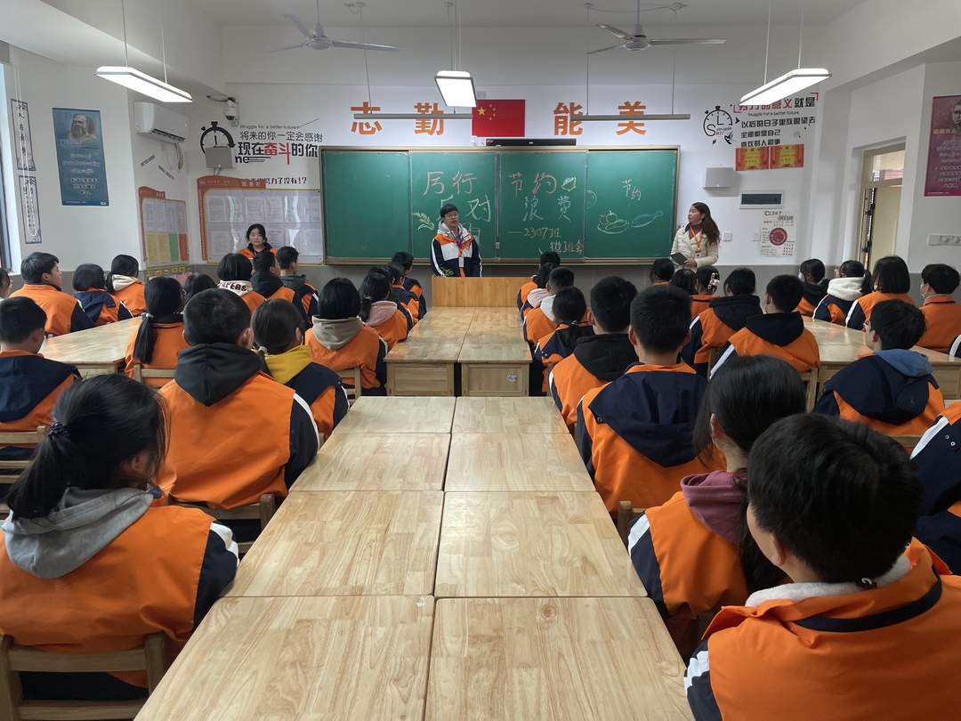 湘阴二中:食堂不见潲水桶 防止浪费有成效