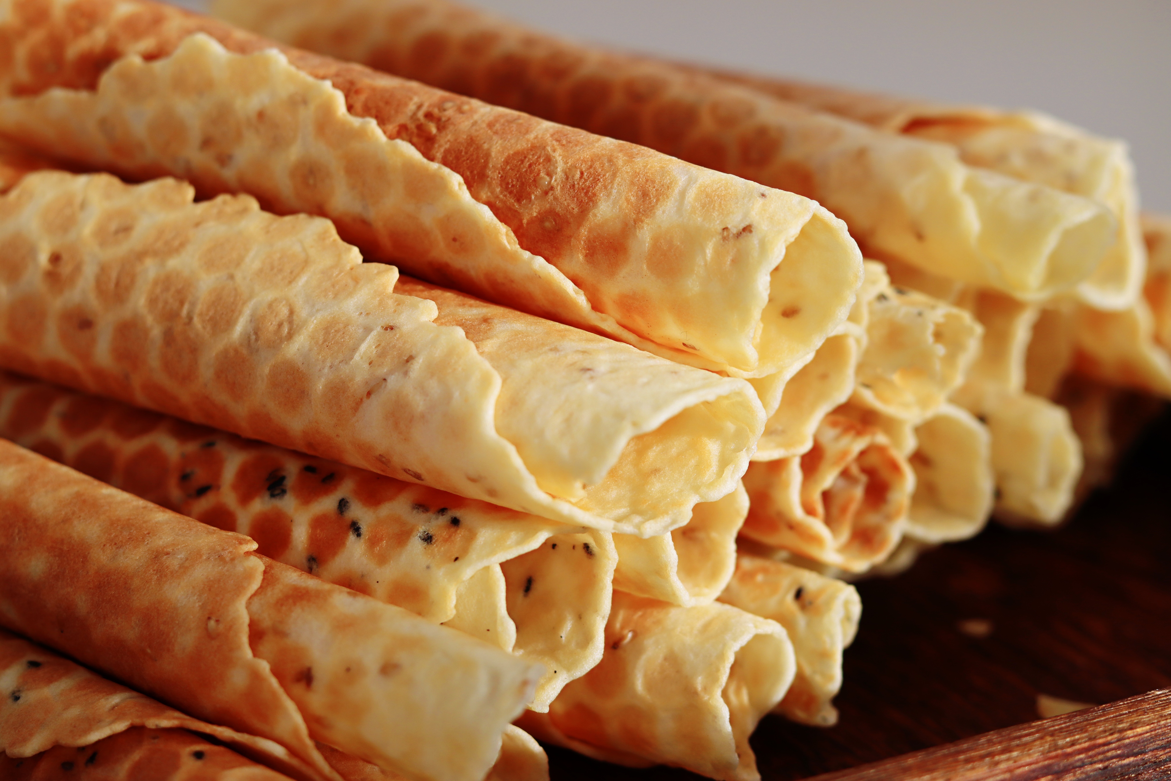 香酥掉渣的蛋卷,家有平底锅就能做,不加一滴水,易操作,快收藏