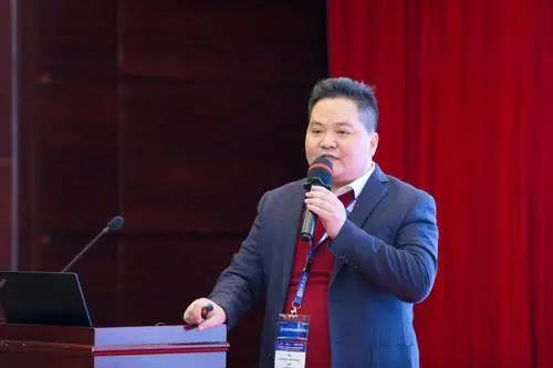 国内外专家学者和企业高管分享UVC LED技术发展及创新应用3