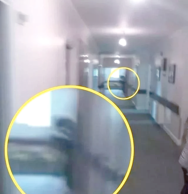 多张真实拍摄的灵异照片,揭示了神秘鬼魂的真实面貌