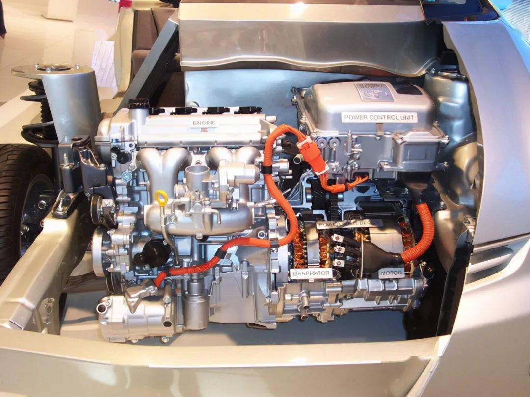 混动车的发动机,最高转速4000~4500转足够了