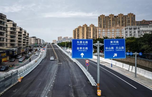 第一个完成公示内容的市政道路项目:金环路高架桥今天上午10点试通车