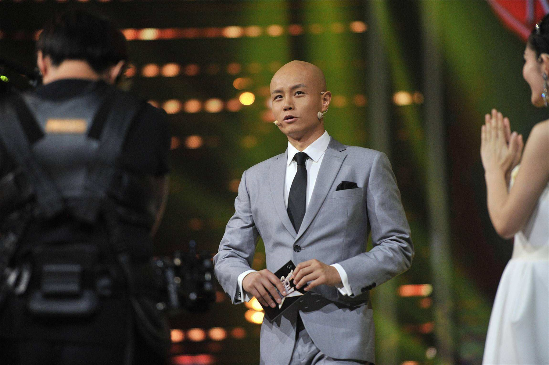 乐嘉酒后撒泼,华少言语刺激嘉宾,曾经的知名主持人现在过得如何