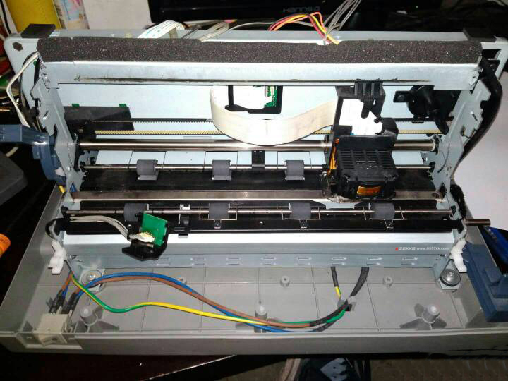 办公设备维修属于什么费用