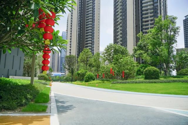 再点亮620家灯火,龙光天宸二批顺利交付!