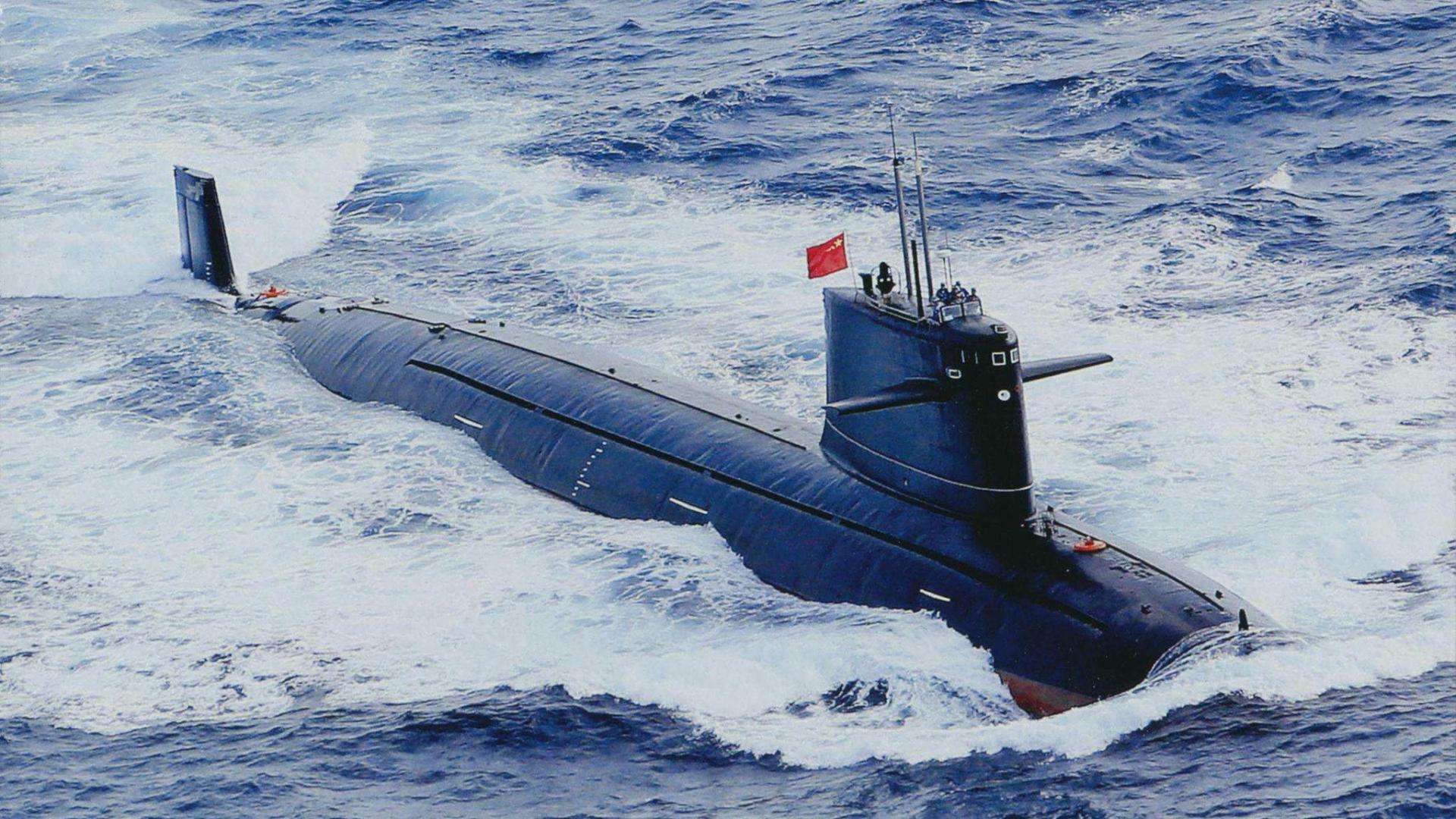 中美俄核潜艇能在水下待多久?美国83天,俄50天,我国呢