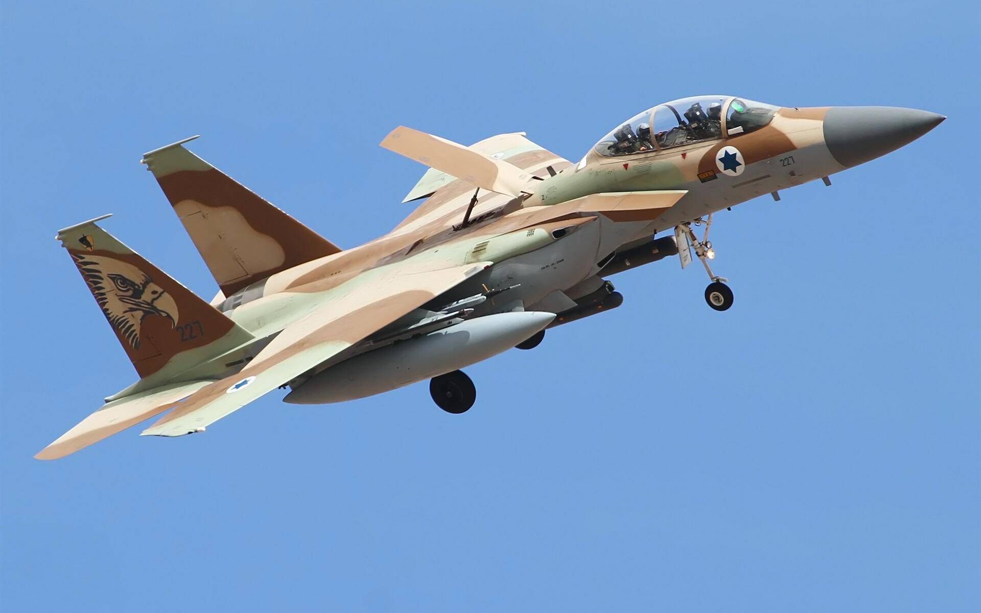 以色列空军装备的f-15重型战斗机