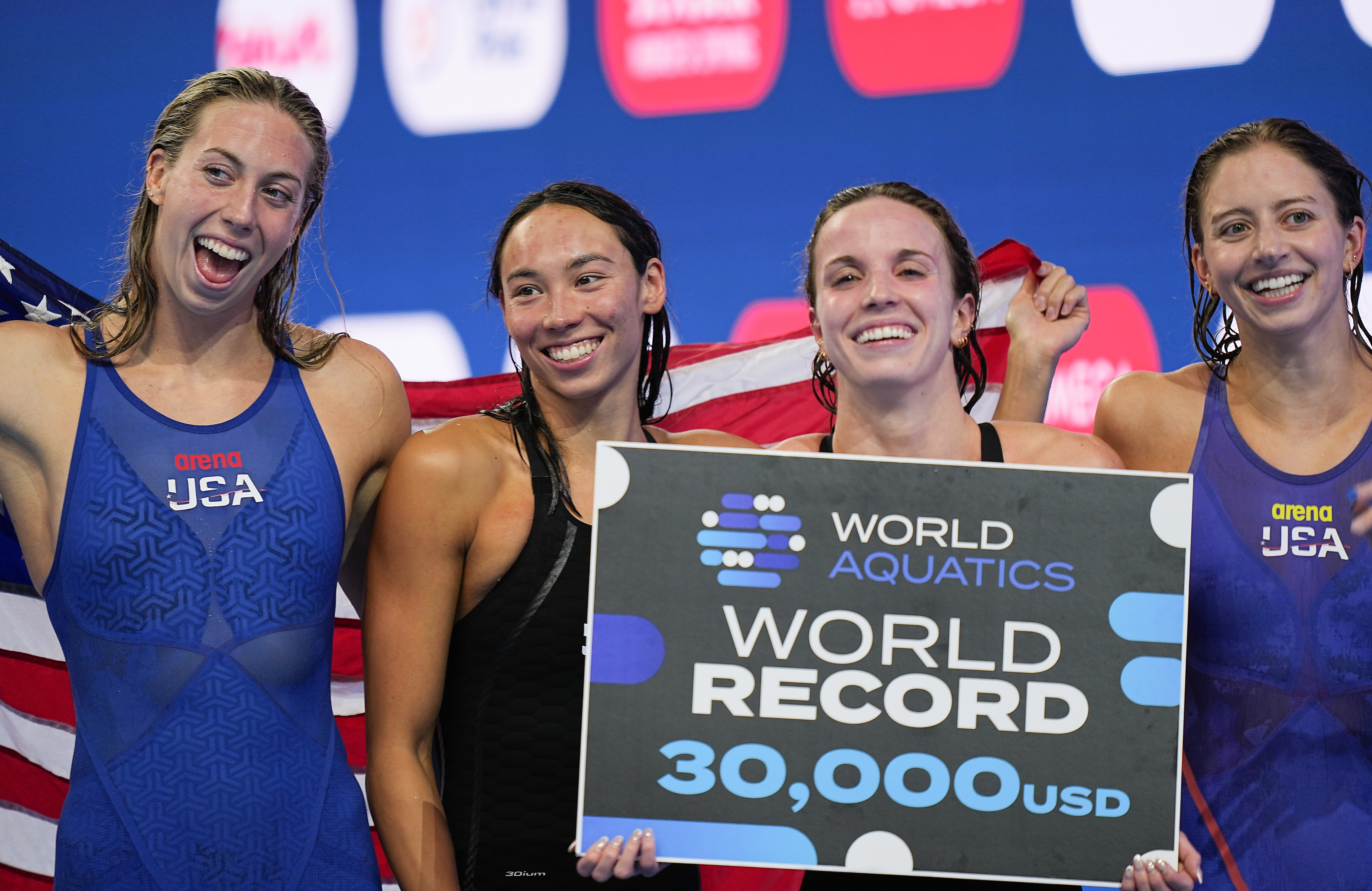 —女子4x100米混合泳接力决赛赛况