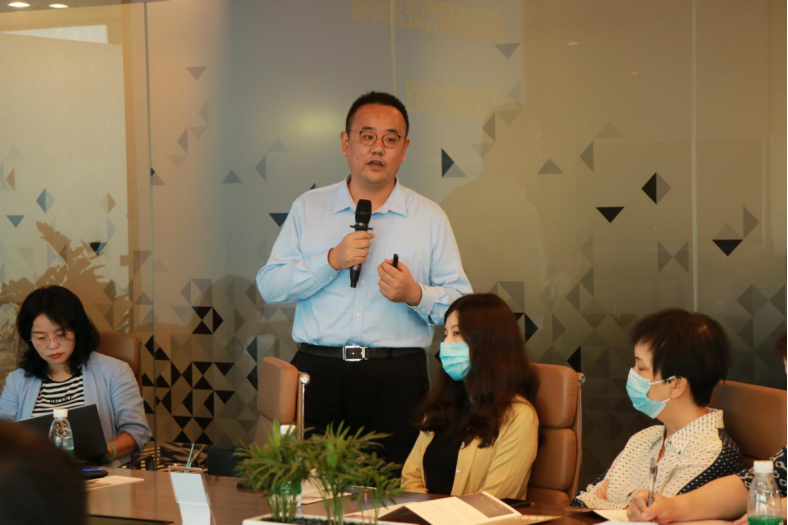 思贝克,联易融"拍拍"你 供金风控与金融科技新理念已到货,请查收!