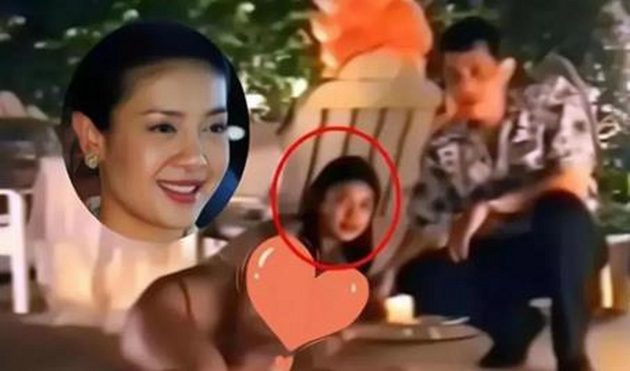 2014年一张照片惊呆众网友,照片中泰国王妃不着寸缕