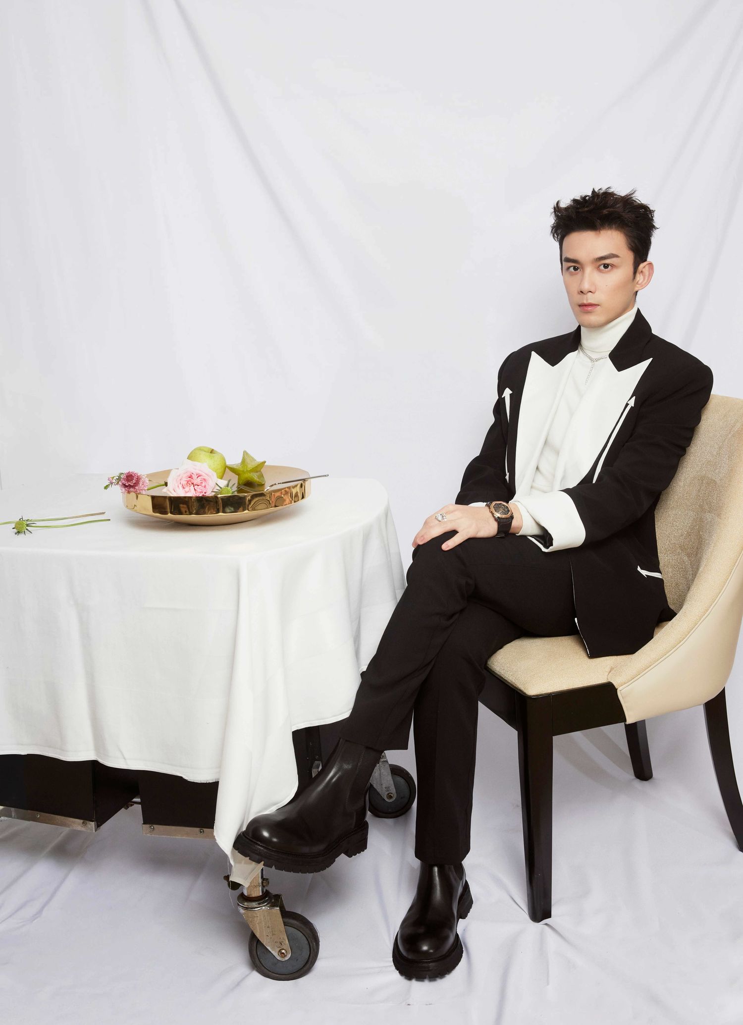 星光璀璨,吴磊风采惊艳腾讯视频星光大赏