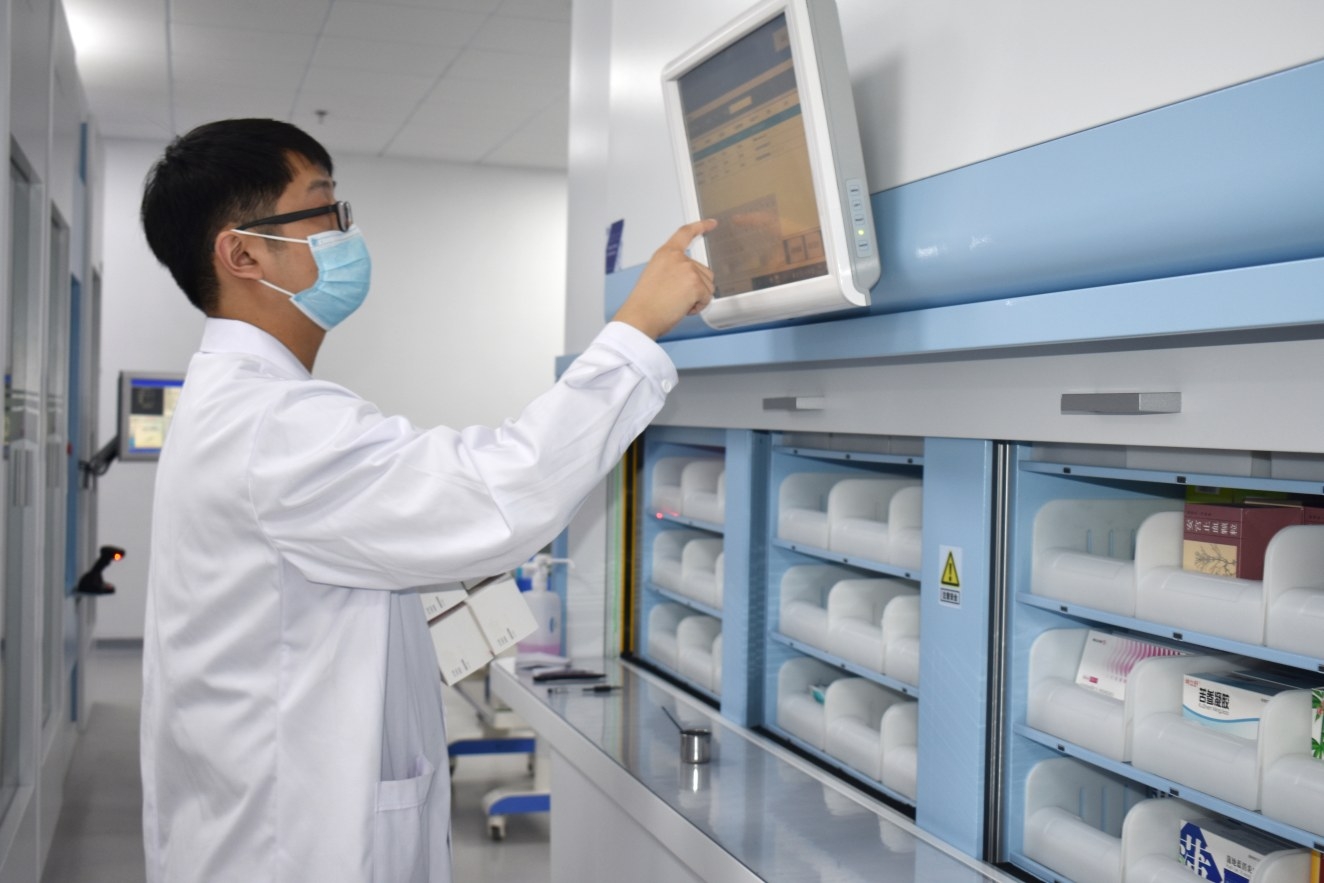 许昌市中心医院鹿鸣湖院区引进门诊"智慧药房"系统