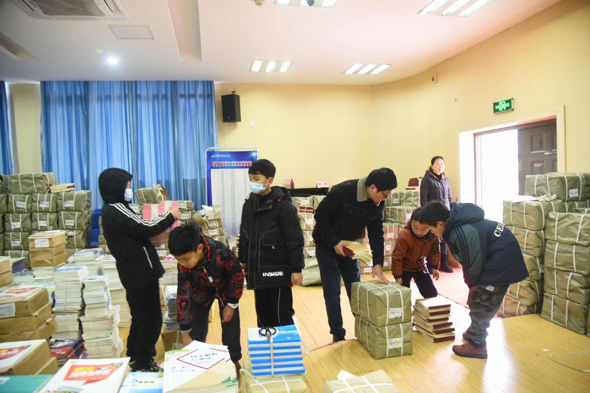酉阳实验小学开学工作安全有序