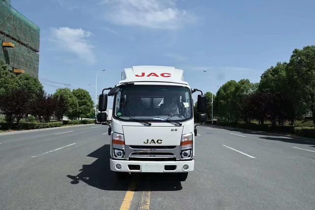 可以坐五个人的冷藏车,江淮帅铃q3双排蓝牌三米冷藏车,安康技术