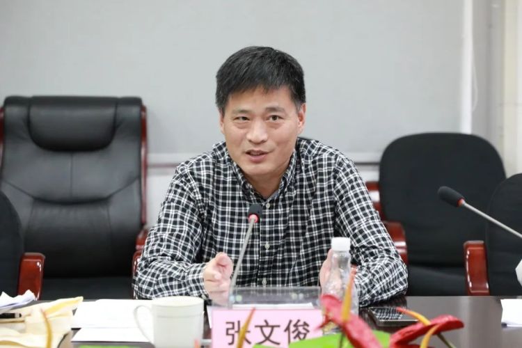 海德学校召开2022年南山区教育科技项目开题报告会