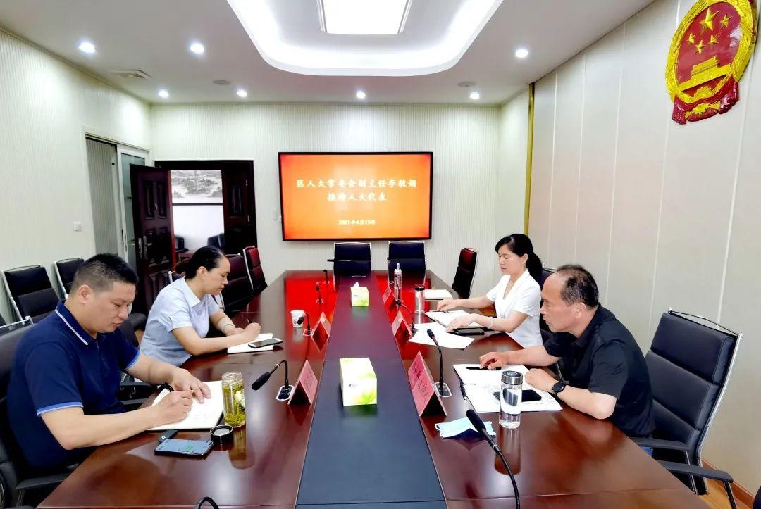 李敏娟接待代表,这些民生实事引起代表关注