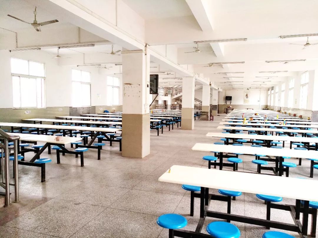 黄冈遗爱湖学校九年一贯制招生简章