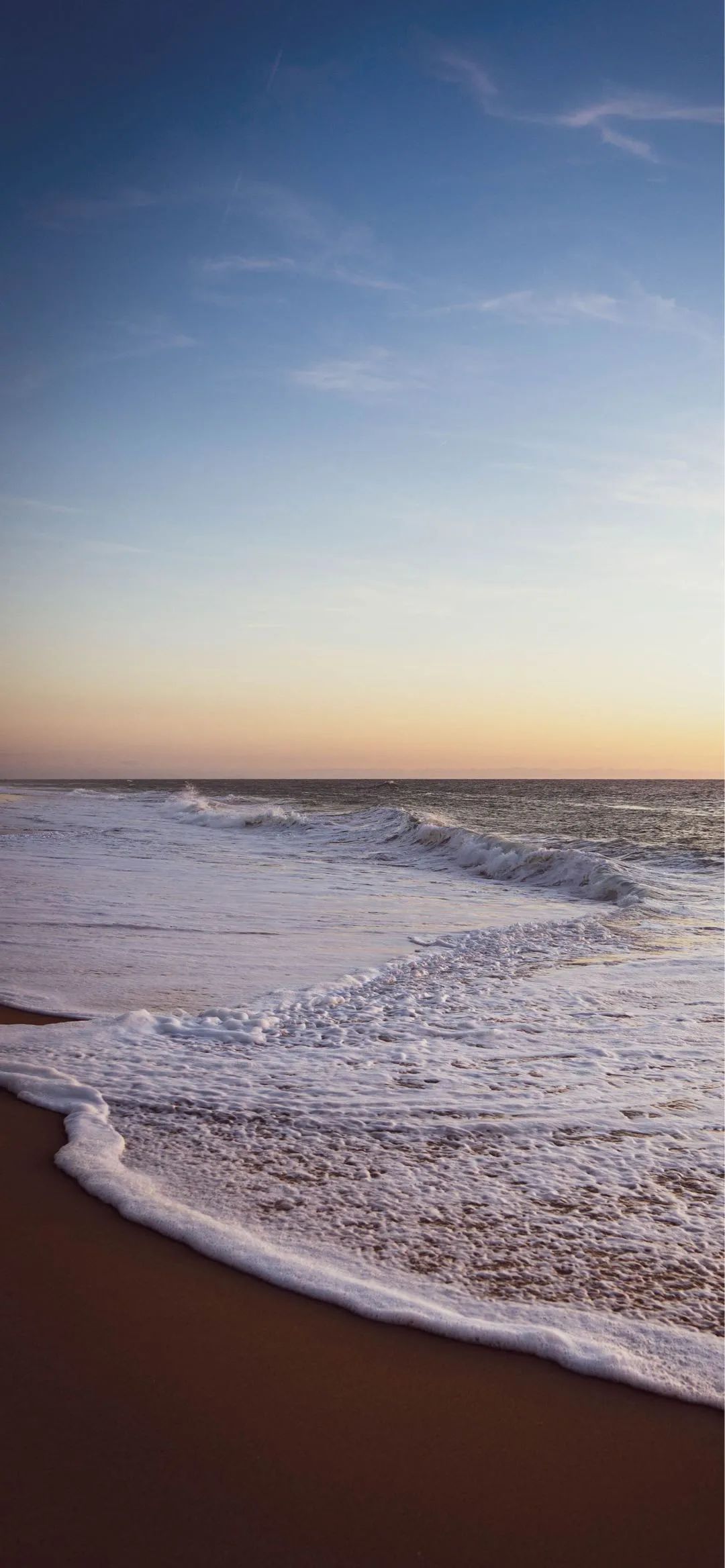 「外网壁纸」20张高清海浪壁纸和一组配套