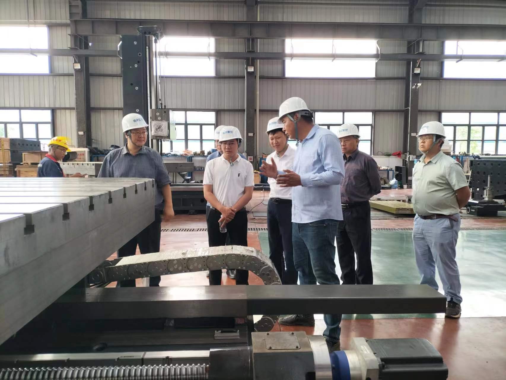 易门县赵博副县长带队到禄丰考察交流