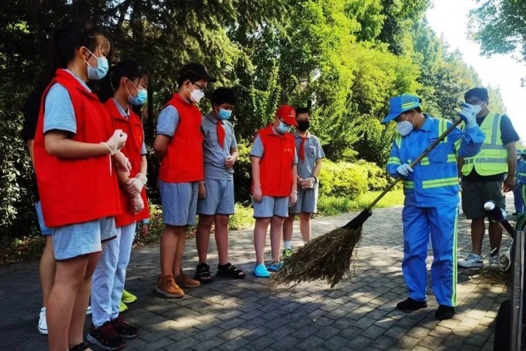 学生环卫照片图片