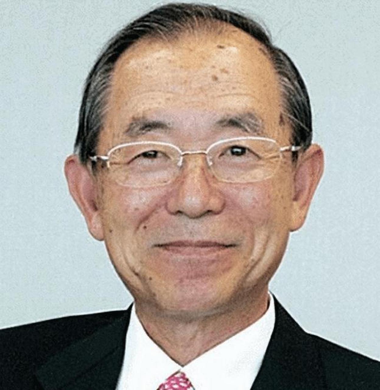 2017年,日本历史学者袁克勤回母校演讲,光天化日之下竟鼓吹日本侵华